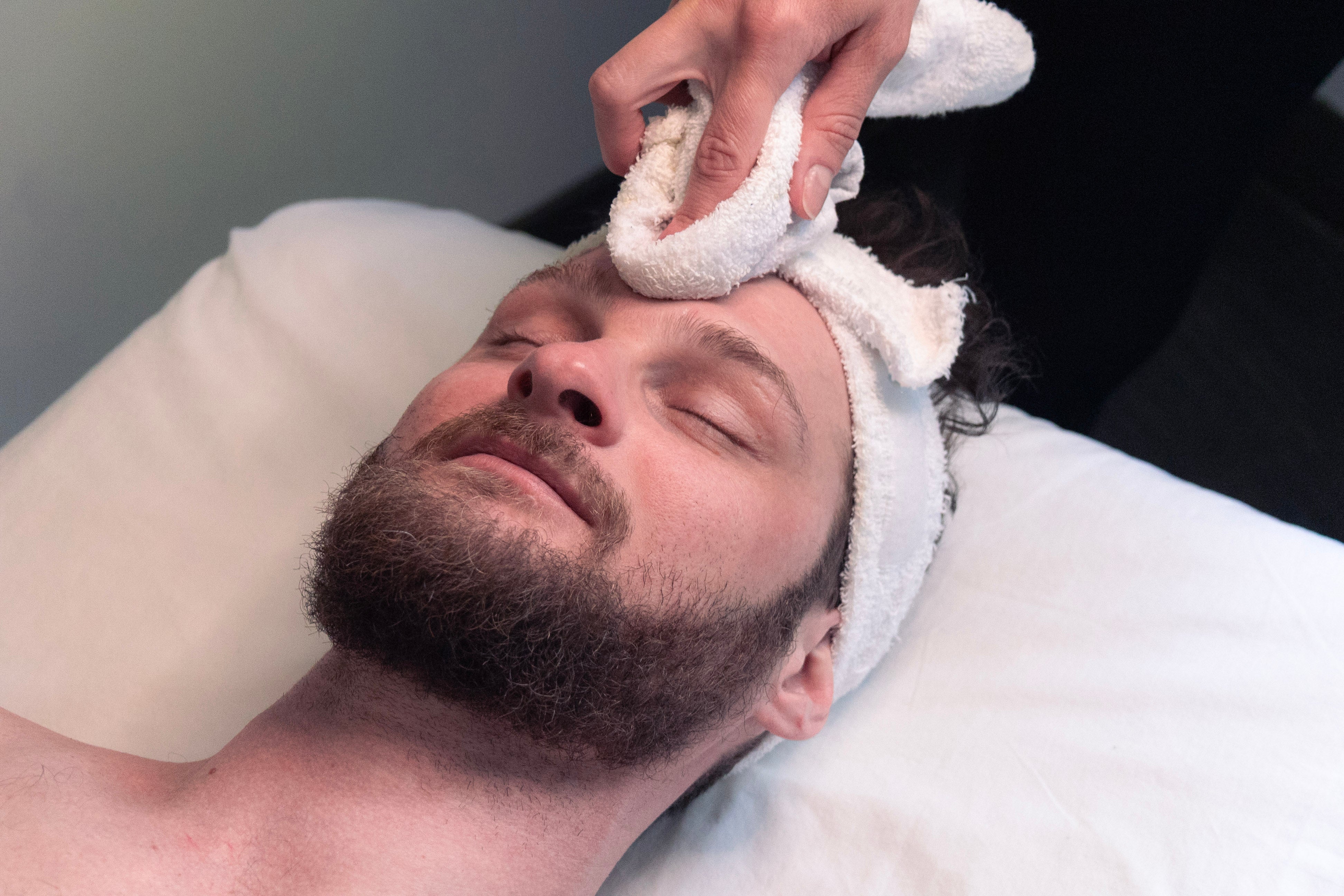 Esse Customized Spa Facial